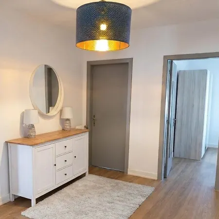 Doux Pavillon - Boho Chic *
